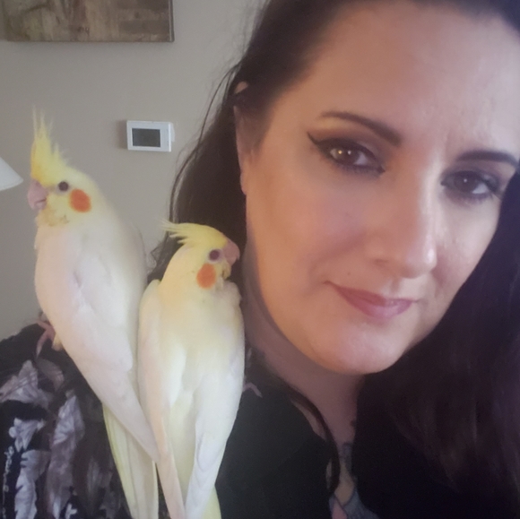 Meet your Posher, Nikki - Picture 5 of 8